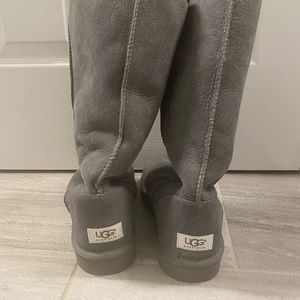 Ugg size 10 tall gray boots.